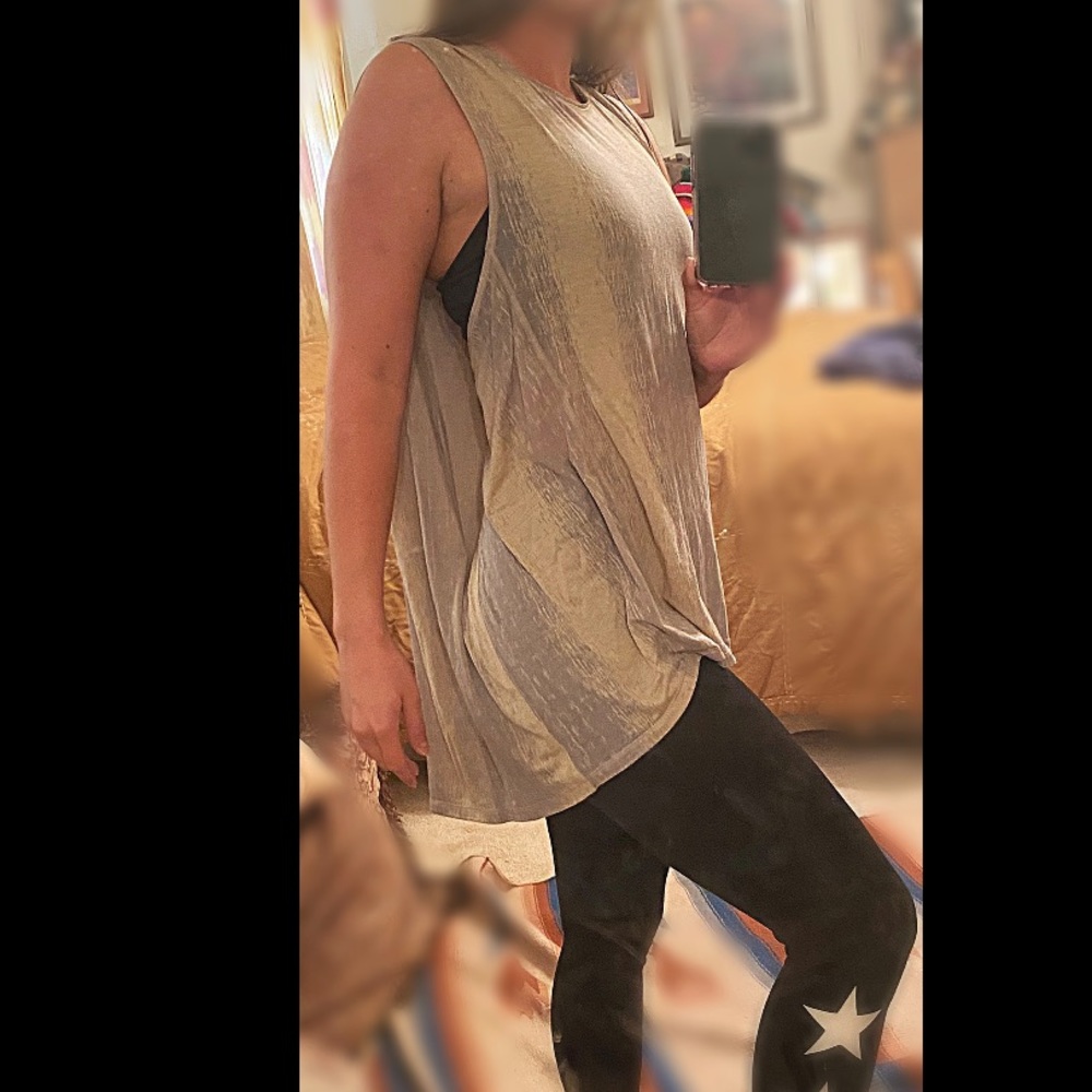 Lululemon shirt